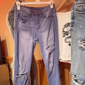 Kohls ripped denim jeans!